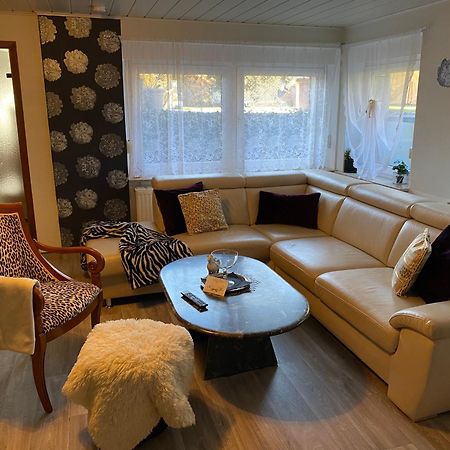 Grosse Helle Wohnung Am Wald In Bad Saarow Nahe Gruenheide Und Berlin Souterrain Extérieur photo